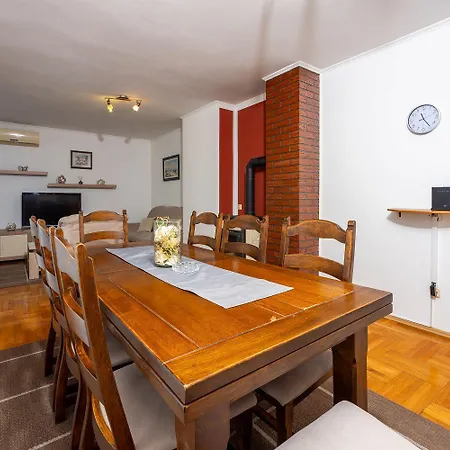 Meerblick Mit Wifi, Grill, Klima Und Strandnah Appartement